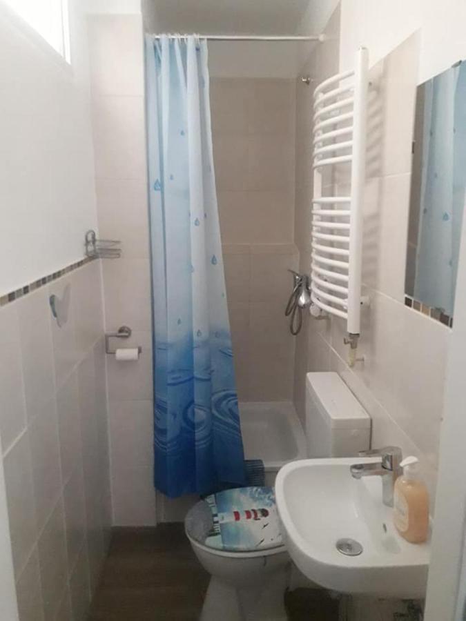 Pension Zum Holzwurm วิทเทนเบิร์ก ภายนอก รูปภาพ