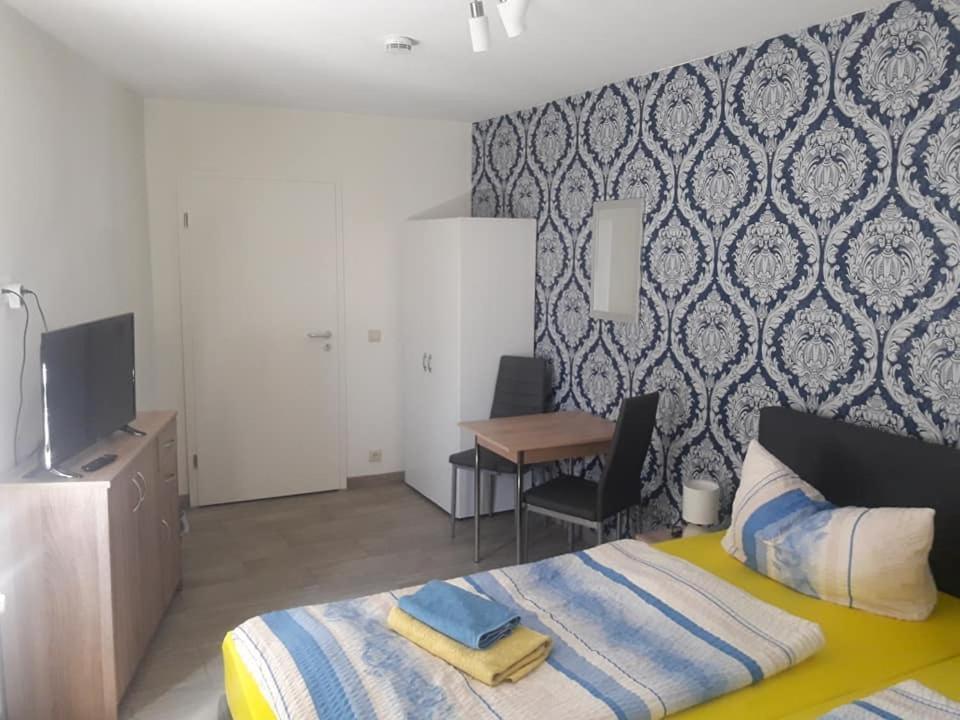 Pension Zum Holzwurm วิทเทนเบิร์ก ภายนอก รูปภาพ