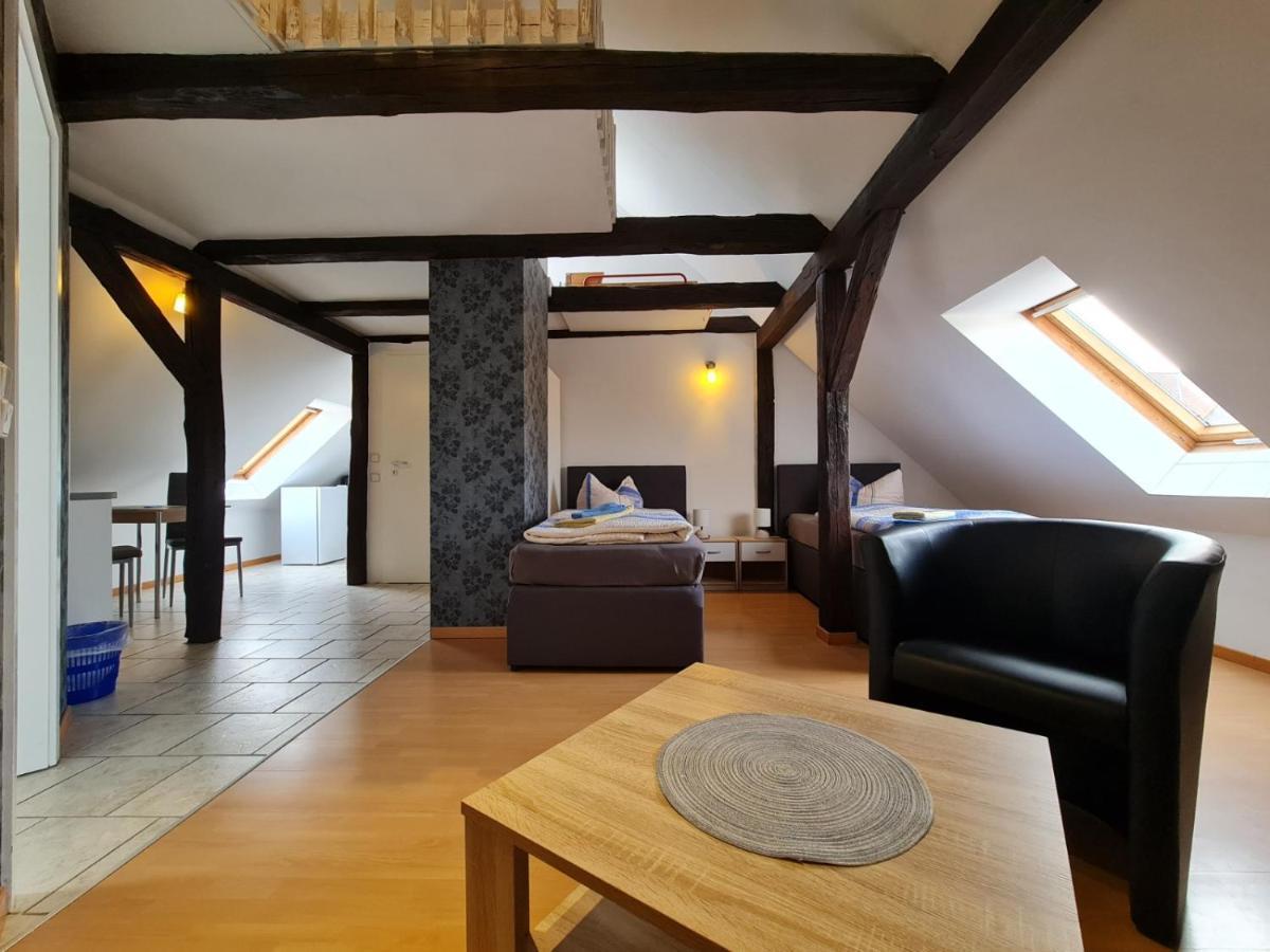 Pension Zum Holzwurm วิทเทนเบิร์ก ภายนอก รูปภาพ