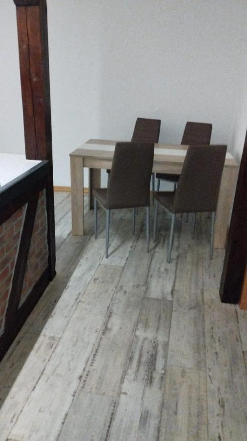 Pension Zum Holzwurm วิทเทนเบิร์ก ภายนอก รูปภาพ